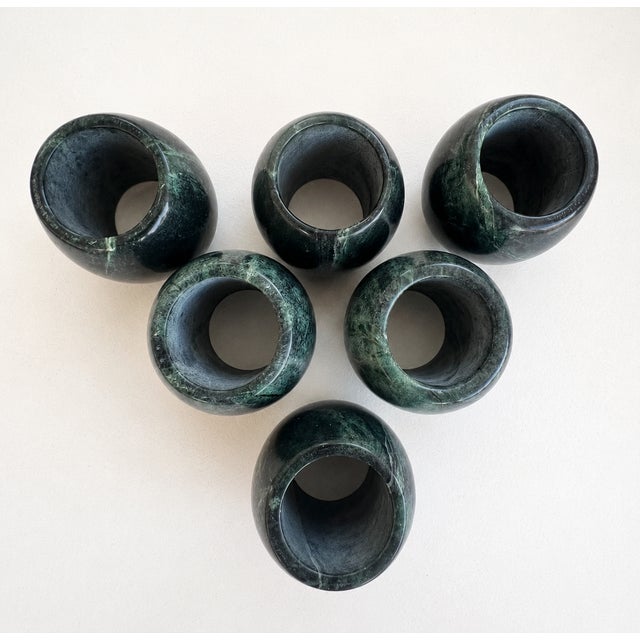 Mid-Century Modern Vintage Sculptural Green Marble Napkin Rings, Set of 6 | Organic Modern For Sale - Image 3 of 4