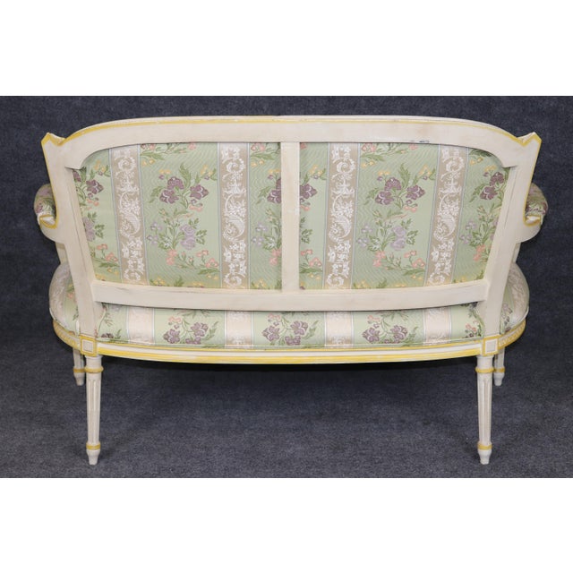 French French Louis XVI Style Paint Decorated Settee For Sale - Image 3 of 13