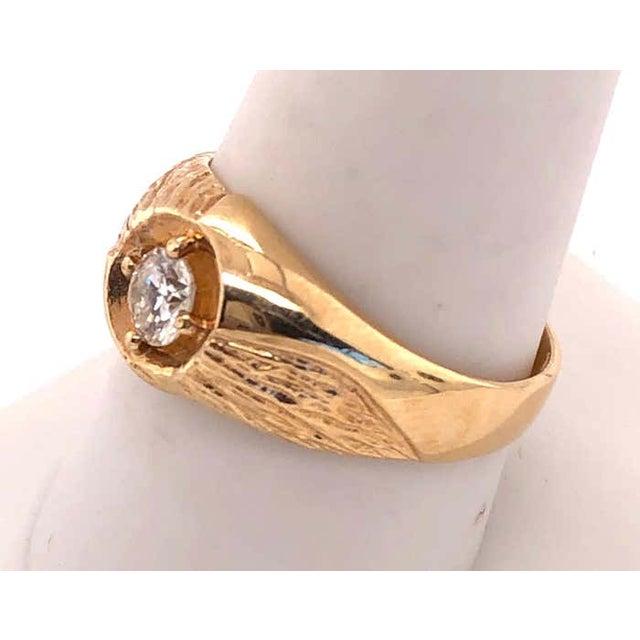 Yellow 14 Karat Yellow Etched Gold Fashion Ring With Solitaire Round Diamond For Sale - Image 8 of 12