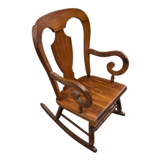 1970s Vintage Colonial Maple Wooden Rocking Chair, Virginia Stamped For Sale