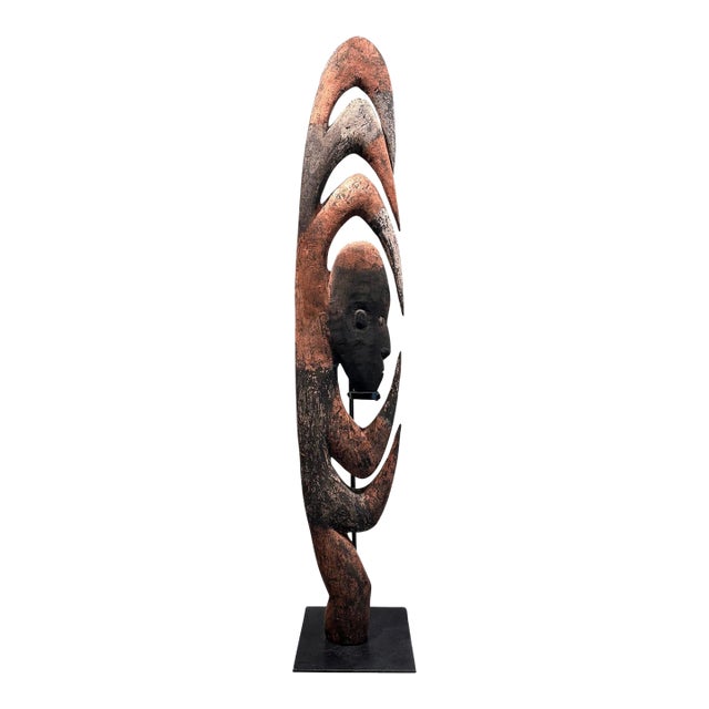 Mid 20th Century Garra Hook Sculpture on Display Stand Mid-Sepik River Papua New Guinea For Sale