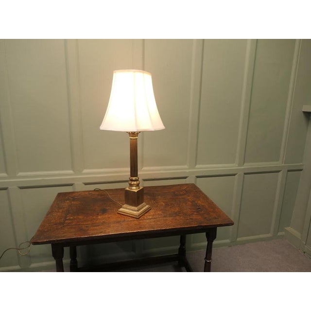 Vintage Corinthian Column Table Lamp in Brass, 1960 For Sale - Image 4 of 8