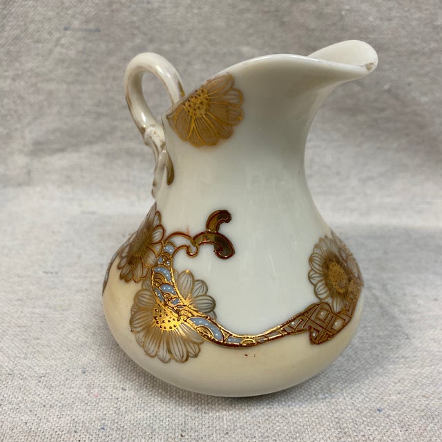Crafted by the Kato Shunko kiln in the late 19th or early 20th century. It is made of porcelain with ornate, hand-painted...