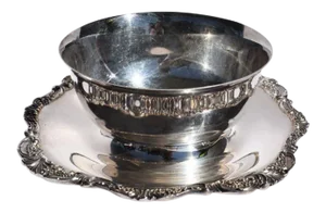 Silverplate Baroque Sauce or Gravy Bowl With Underplate by Wallace - 2 Pieces
