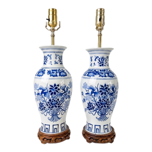 Chinoiserie Blue and White Porcelain Vase Table Lamps