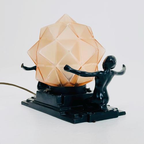 Art Deco Frankart Table Lamp with Kneeling Women and Amber Geometric Glass Shade, 1930s For Sale - Image 11 of 16