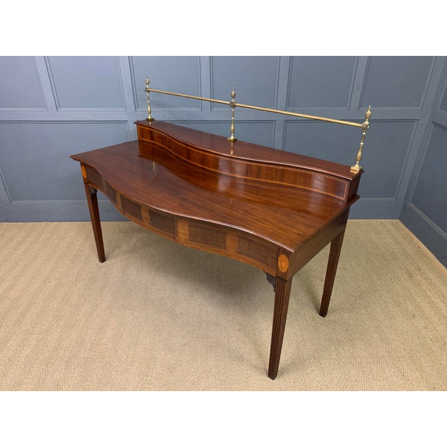 George III Serpentine Mahogany Serving Table, 1790 For Sale - Image 15 of 18