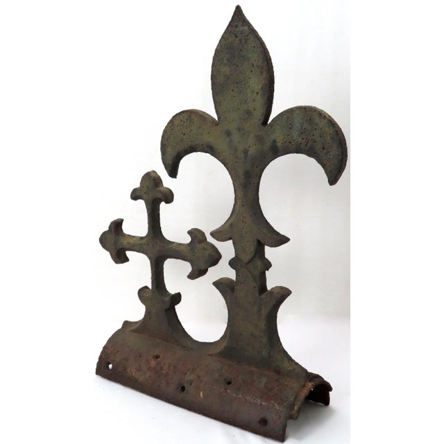 Large Antique American Cast Iron Architectural Fence Pediment Fragment For Sale - Image 4 of 13