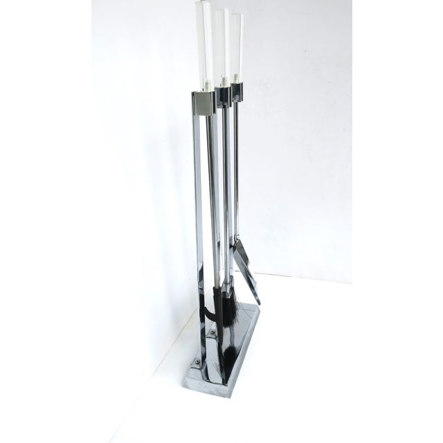 Late 20th Century Albrizzi Style Metal Chrome and Lucite Fireplace Tools, Set, Late 20th Century For Sale - Image 5 of 10