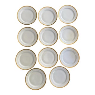 1960s Set of Eleven (11) H&c Selb Bavaria Gold Rim Porcelain Luncheon Plates For Sale