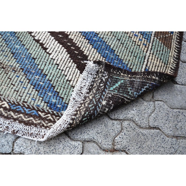 1960s Turkish Geometic Handmade Floor Kilim Rug For Sale - Image 4 of 11