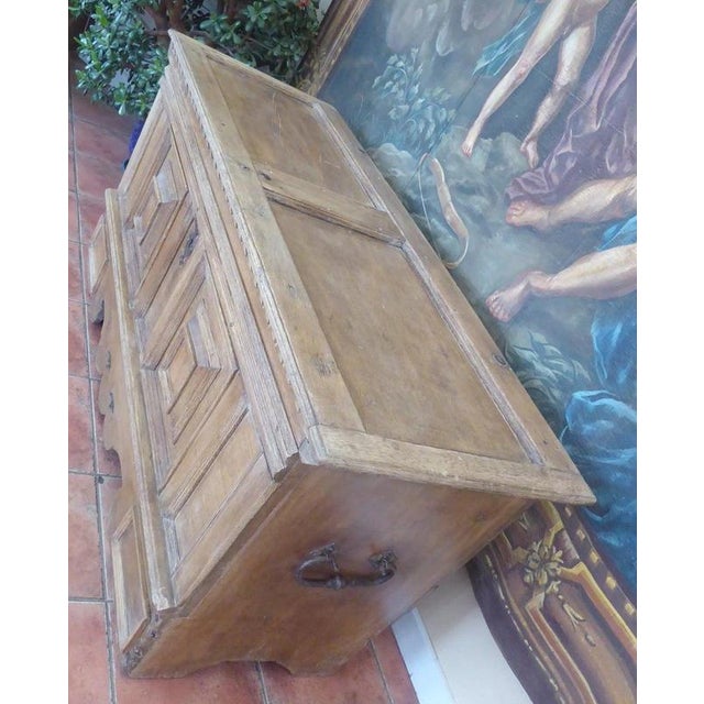 Antique Early 17th Century English Country Oak Chest Coffer, 1620 For Sale - Image 9 of 18