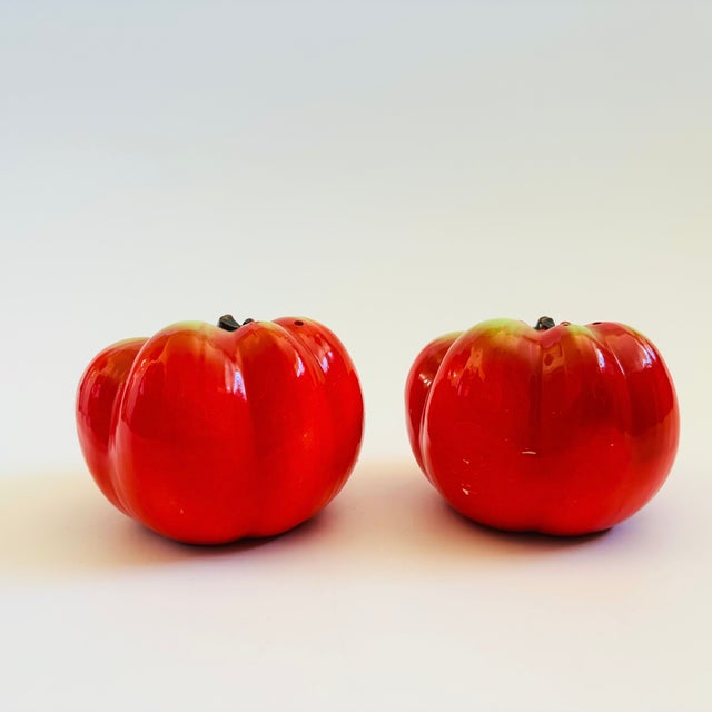 Mid Century Ceramic Tomato Salt and Pepper Shakers, Japan 1960s For Sale - Image 4 of 12