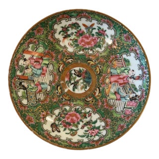 19th Century Chinoiserie Style Chinese Rose Medallion Saucer For Sale