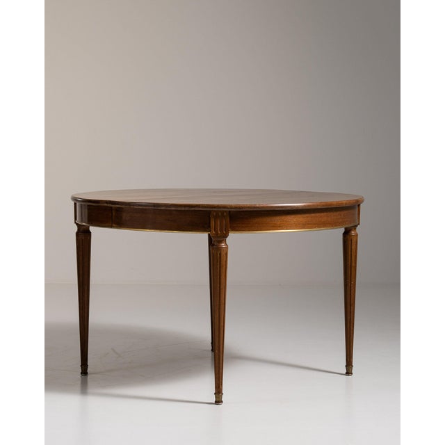 19th Century France Rich Walnut Brown Oval Walnut Dining Table For Sale In Greensboro - Image 6 of 11