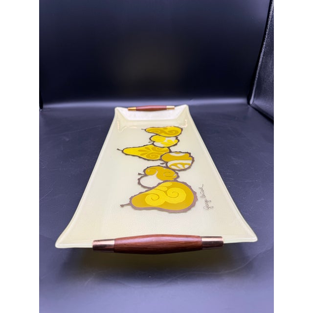 Mid-Century Modern Vintage Georges Briard MCM Yellow Pear Fruit Curved Glass Tray With Wood Handles – Signed For Sale - Image 3 of 10