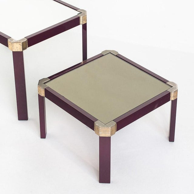 Metal Vintage Regency Style Nesting Tables in Lacquered Metal and Mirror Glass, France, 1970s, Set of 2 For Sale - Image 7 of 16