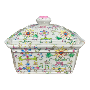 Early 20th Century Chinese Hand Painted Porcelain Lidded Box/Tureen