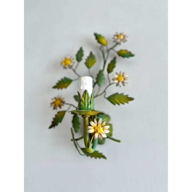 French Tole Painted Daisy Floral Wall Sconces, 1970, Set of 2 For Sale - Image 10 of 18