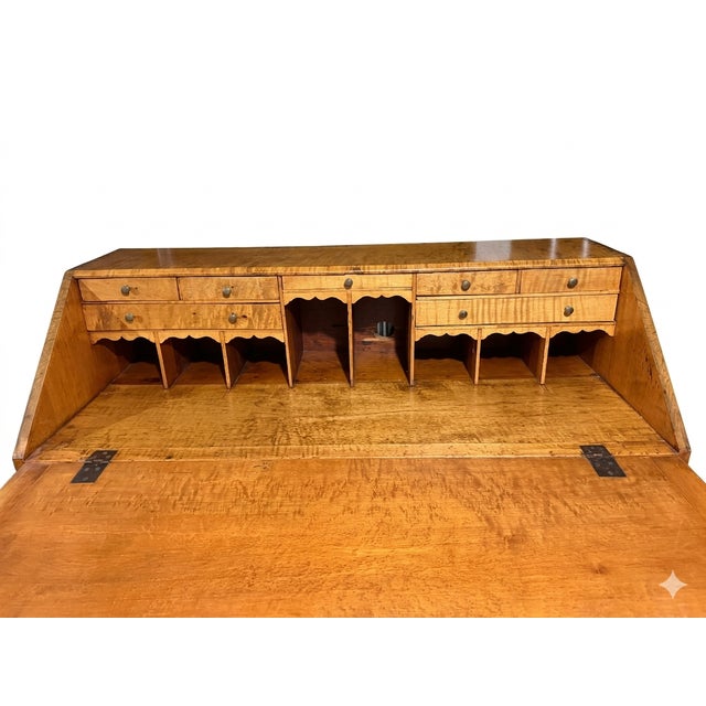 Early 18th Century Gorgeous Signed 18th Century American Tiger Maple Hepplewhite Federal Style Desk Secretary Chest For Sale - Image 5 of 8