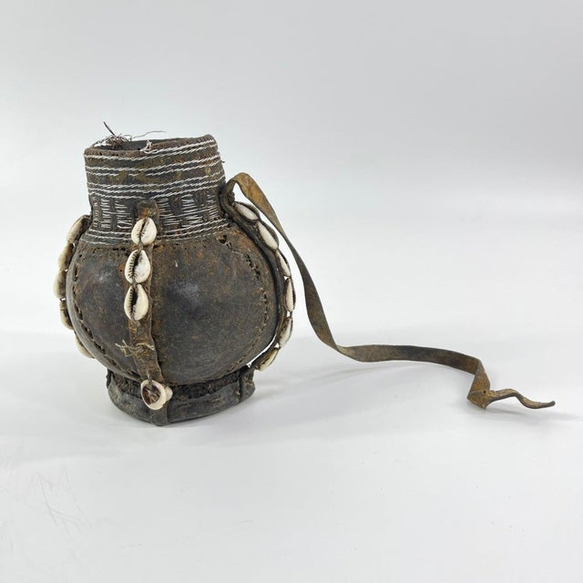 Early 20th Century Ethiopian Small Milk Jug with No Lid For Sale In Denver - Image 6 of 8