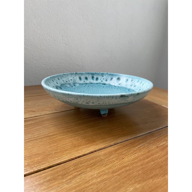 1950s Blue Enameled Tripod Plate Dish, 1950s For Sale - Image 5 of 18