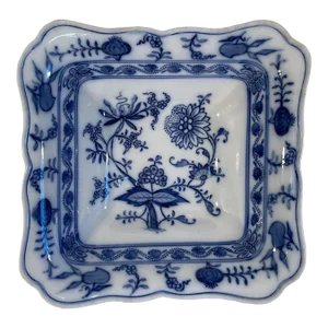 Early 1900's Villeroy and Boch Faience Blue and White Bowl Dish