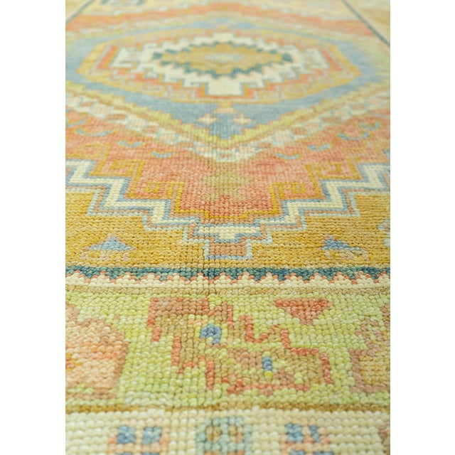 Early 21st Century Turkish Oushak Rug 3'9" x 5'9" #19061 For Sale - Image 5 of 8