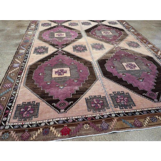 Galerie Shabab Collection Mid-20th Century Handmade Turkish Anatolian Tribal Long Room Size Carpet For Sale In New York - Image 6 of 8