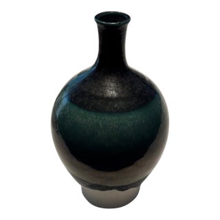 Artisan-Signed Mid-Century Arita Toketsu Kiln Sculptural Crystalline Vase For Sale