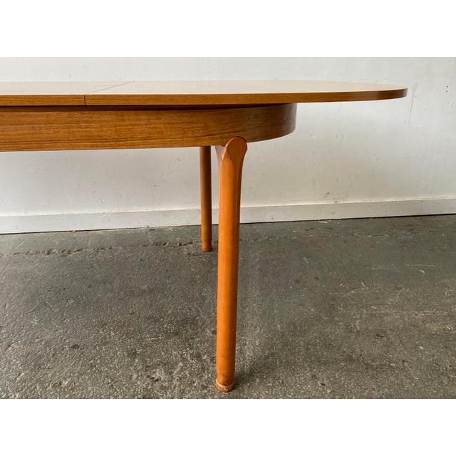Brown Large Mid-Century Modern Extending Dining Table from Schreiber Furniture, 1960s For Sale - Image 8 of 9