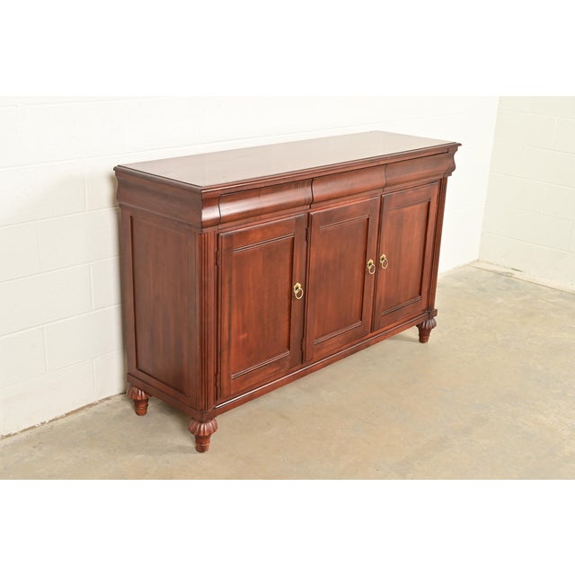 Ethan Allen Ethan Allen British Colonial Carved Maple Sideboard Credenza or Bar Cabinet For Sale - Image 4 of 17