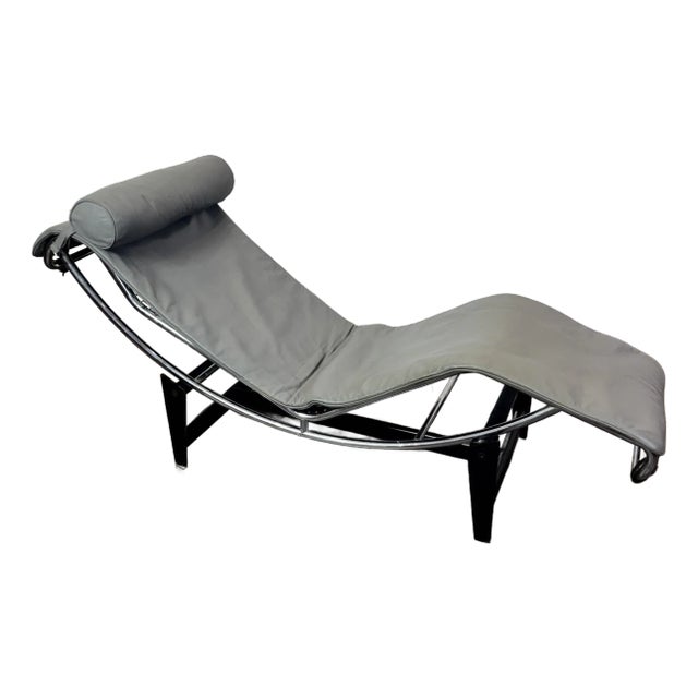 70's Vintage Lc4 Chaise Longue by Le Corbusier and Pierre Jeanneret for Cassina For Sale