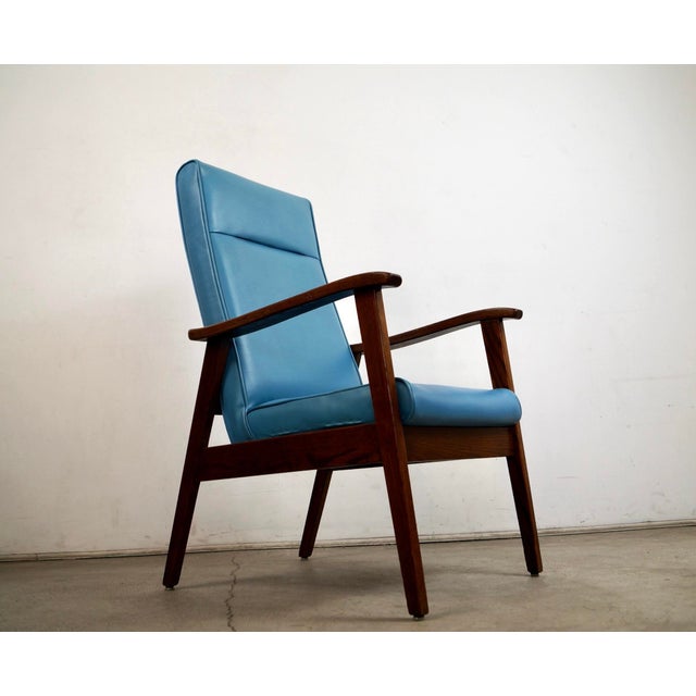 Vintage 1960's Mid century Modern lounge armchair for sale. It's an authentic Mid-century chair, and was manufactured by...