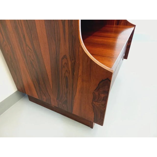 Vintage High Storage Unit in Rosewood, 1960s For Sale - Image 3 of 11