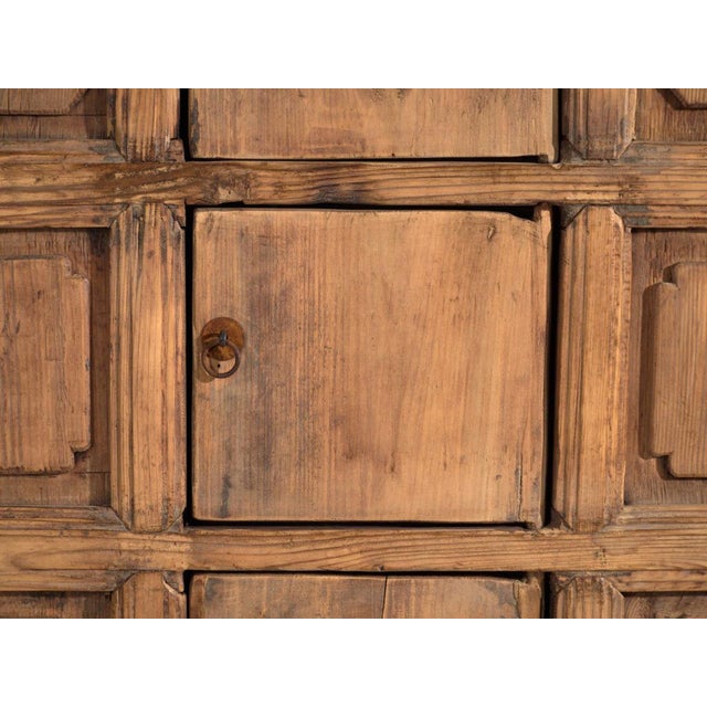 Antique Qing Dynasty Lanzhou Gansu Cabinet in Pine For Sale - Image 10 of 12