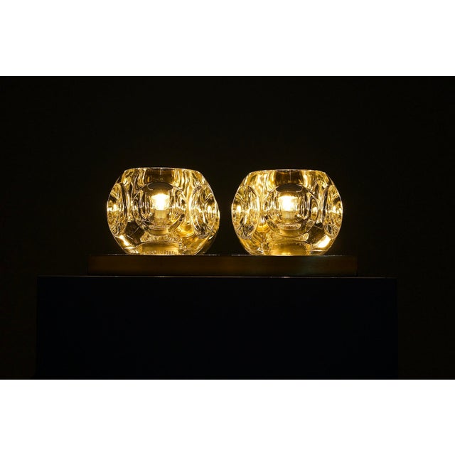 Peill & putzler: "ice cube" glass and brass ceiling light, 1970s. W 31 cm x d 31 cm x h 14 cm. Diameter 13 cm. Near mint...