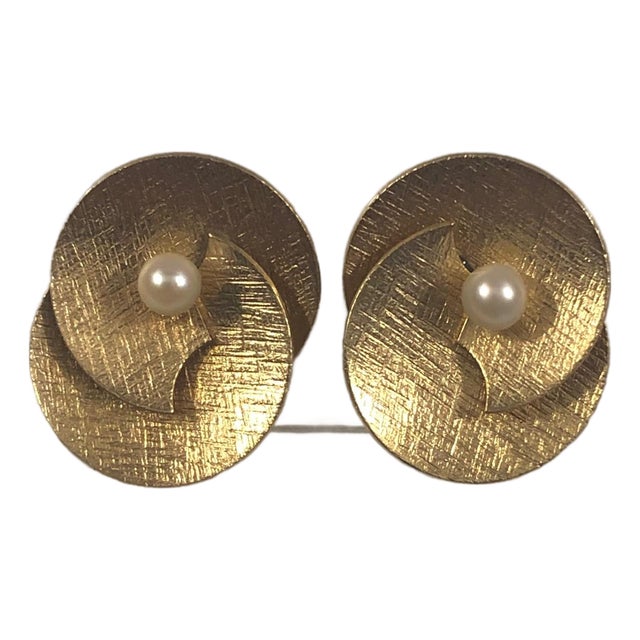 1950s Carl Art 12k Gf & Pearl Modernist Swirl Earrings, A Pair For Sale