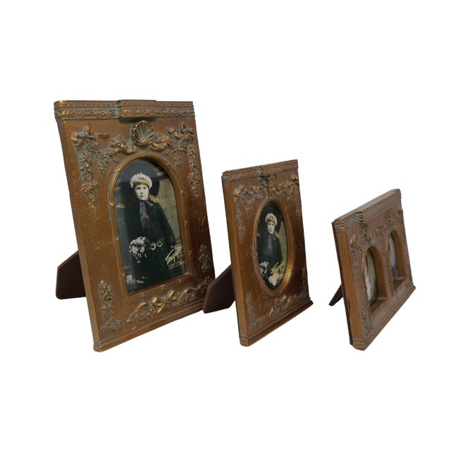 Vintage Terragrafics Louis XVI–Style Antiqued Gold Picture Frames — Set of 3 For Sale - Image 16 of 18
