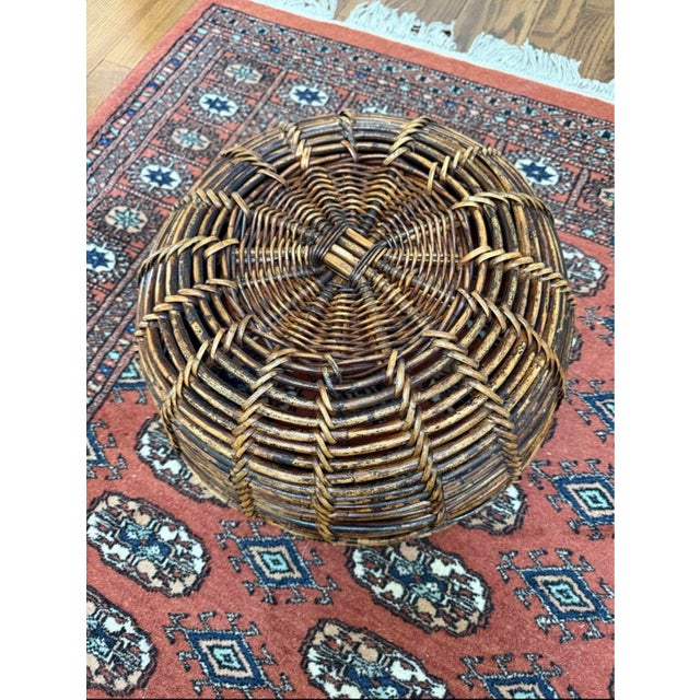 Rustic European Large Rustic Round Wicker Basket For Sale - Image 3 of 5