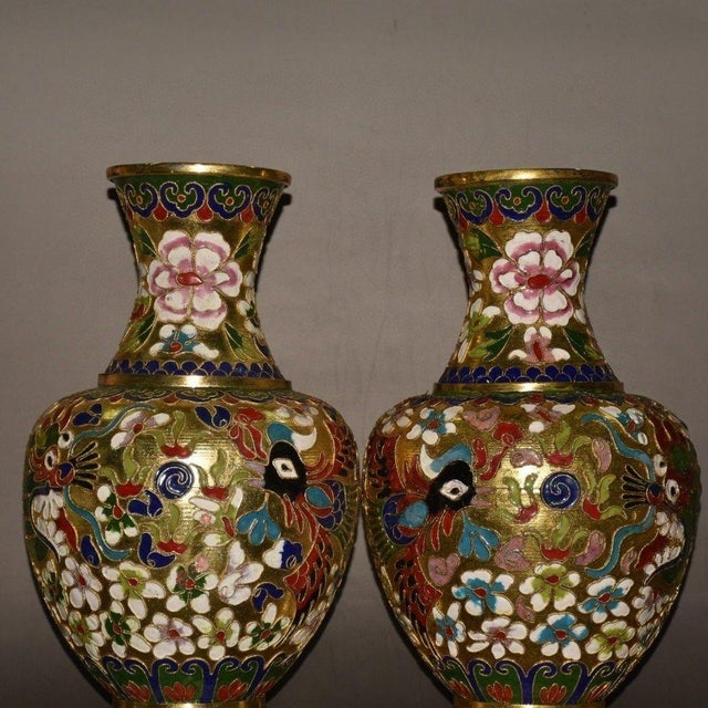 Pair of Vintage Chinese Cloisonné Dragon & Phoenix Vases With Gilded Ground For Sale - Image 4 of 9