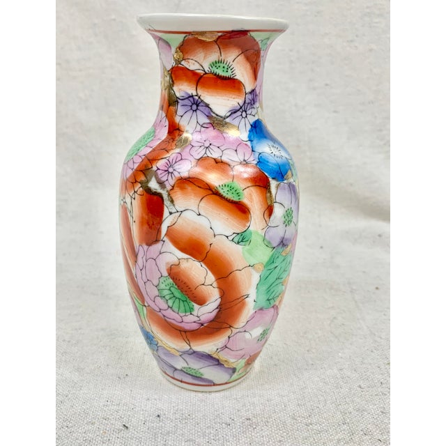 Late 20th Century Vintage Chinoiserie Floral Vase For Sale - Image 5 of 11