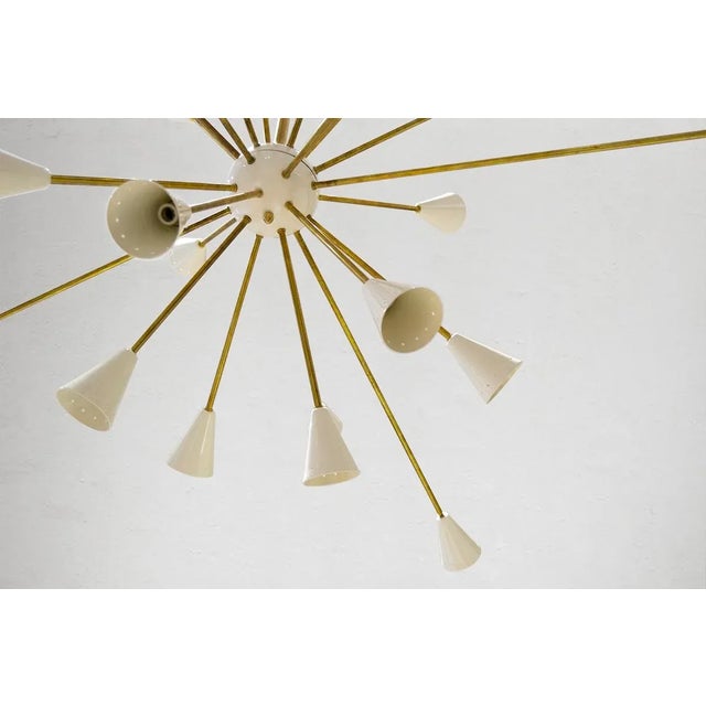 Gold Italian Sputnik Chandelier in Brass and Ivory-Colored Aluminum, 1950s For Sale - Image 8 of 10