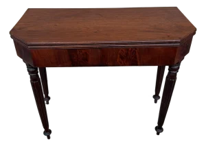Antique Mahogany Sheraton Flip Top Game Table, Salem or Boston, Massachusetts, Circa 1810s