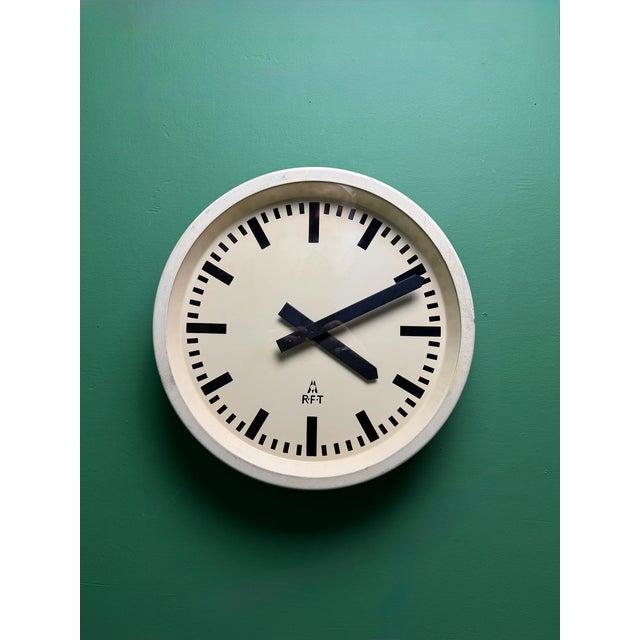 Cream Vintage East German Industrial Factory Clock from RFT, 1950s For Sale - Image 8 of 8