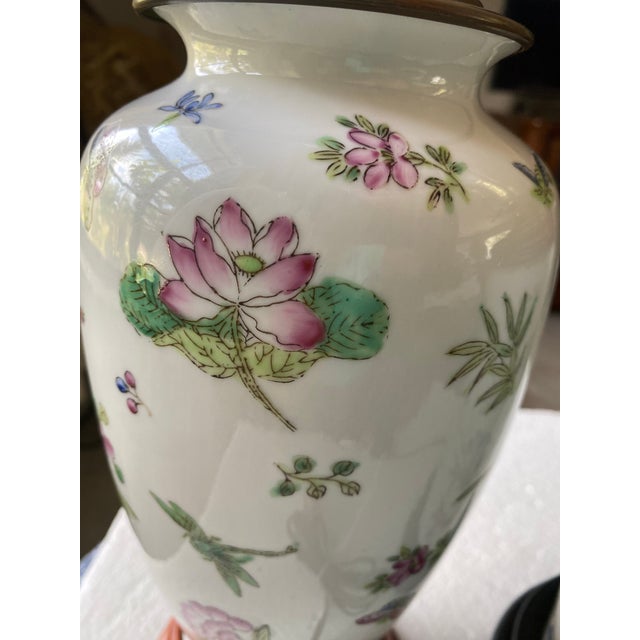 Vintage Chinoiserie Porcelain Table Lamps With Hand-Painted Floral Motifs and Wooden Bases - Pair For Sale - Image 11 of 12