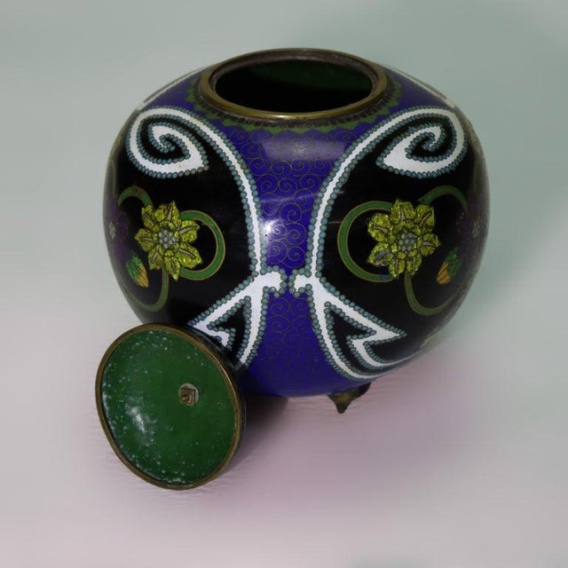 Antique Chinese Cloisonne Enameled Lidded & Footed Jar Early 20thC For Sale - Image 6 of 9