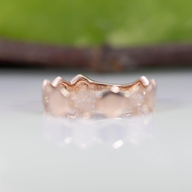 Natural Diamond Ring in 14k Gold | Unique Geometric Band Ring, Size 6.75 For Sale - Image 10 of 10