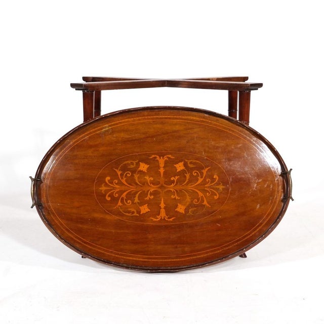 Early 20th Century Antique Edwardian Style Mahogany Tray-Top Oval Coffee Table For Sale - Image 5 of 8