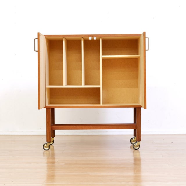 Mid-Century Modern 1960s Mid Century Teak Vinyl Record Cabinet For Sale - Image 3 of 9